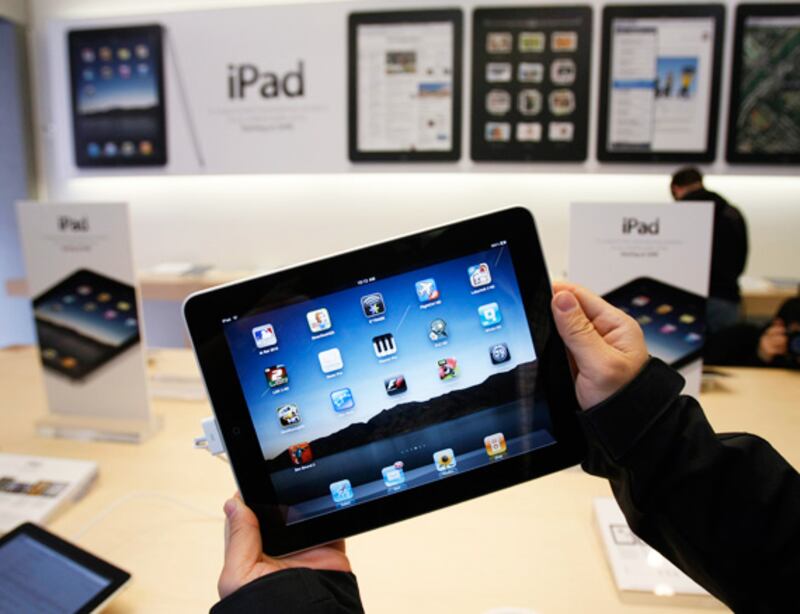 galleries/2010/08/31/apple-rumors/apple-rumors---os4-on-ipad-preview_spotxe