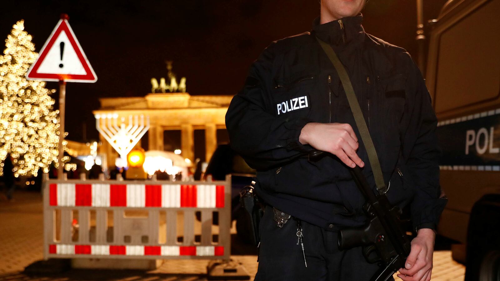 cheats/2016/12/28/possible-berlin-attack-accomplice-detained/161228-berlin-accomplice-cheat_x5nbib