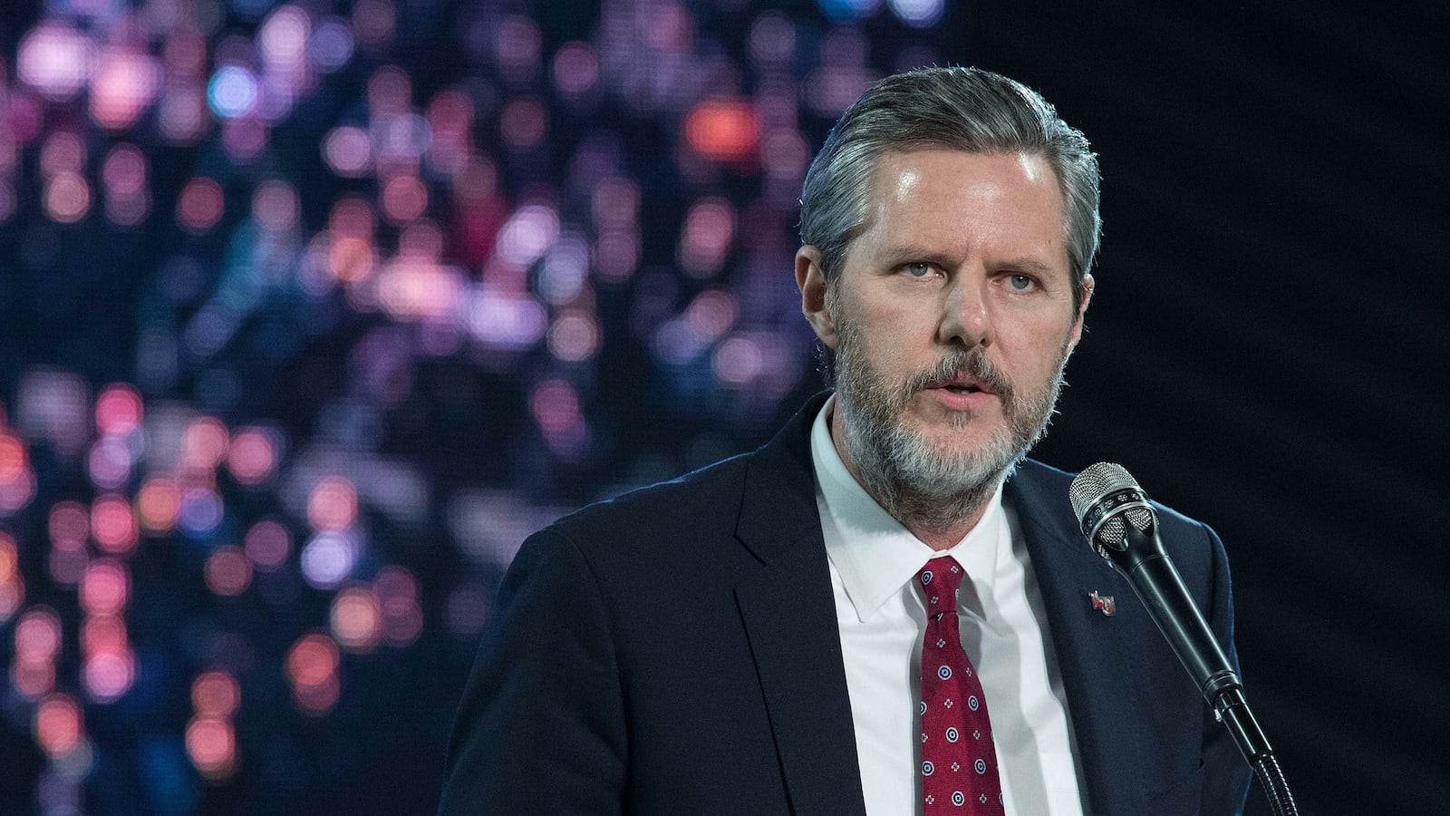 articles/2016/10/18/jerry-falwell-axes-anti-trump-story-from-liberty-university-s-student-newspaper/160126-jerry-falwell-jr.-cheat_qxunvz