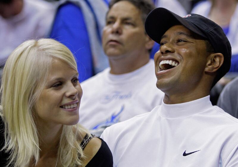 galleries/2009/03/26/hideous-celebrity-breakups/celeb-divorces---tiger-woods_mcqcxv