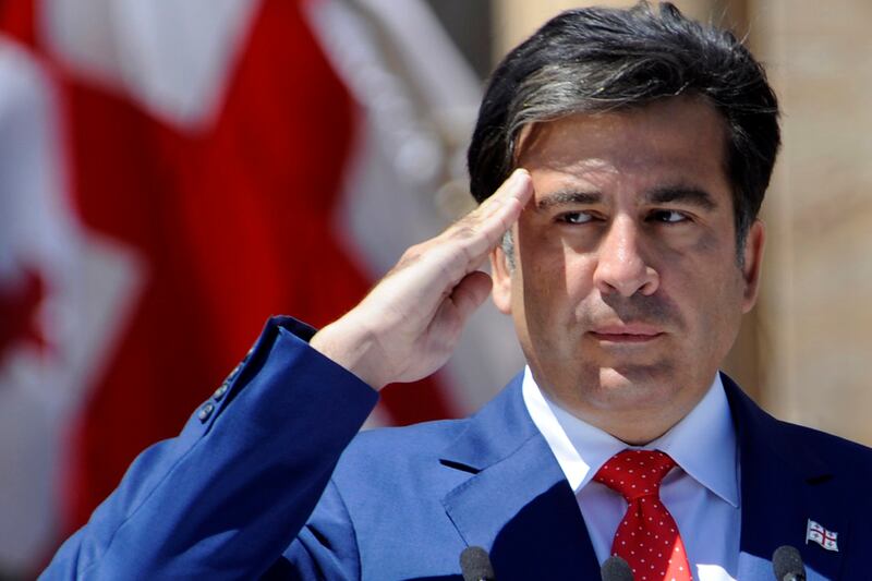 articles/2011/12/04/georgian-opposition-says-the-country-s-democracy-is-slipping/saakashvili-lake_rowzma