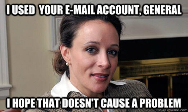 galleries/2012/11/14/the-best-memes-of-the-petraeus-affair/petraeus-memes-11_ocspgi