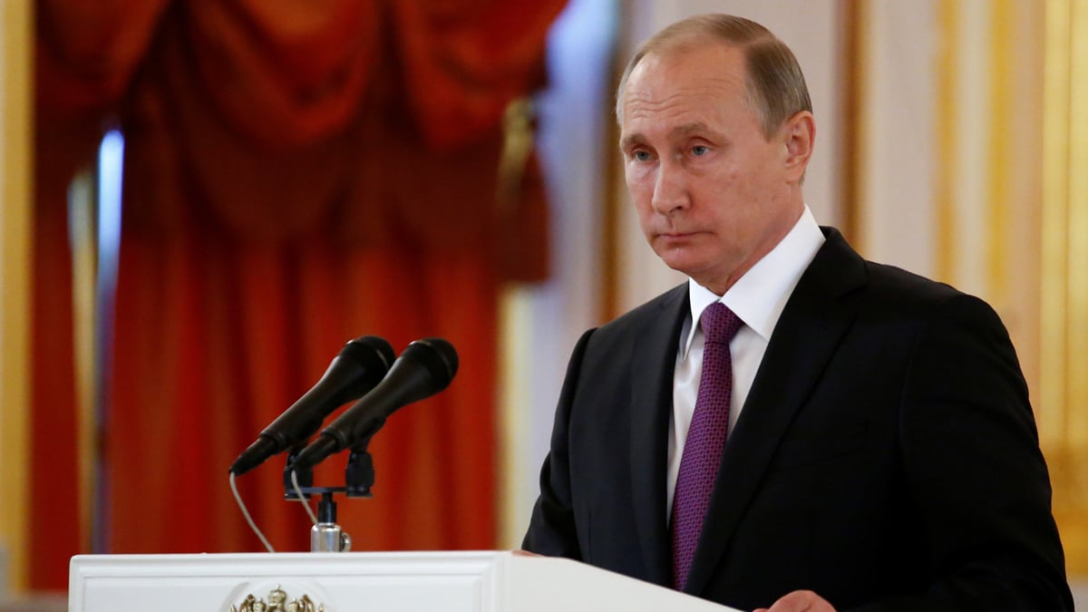 cheats/2016/11/09/putin-wants-to-restore-fully-fledged-relations-with-u-s/161109-putin-cheat_gaskvz