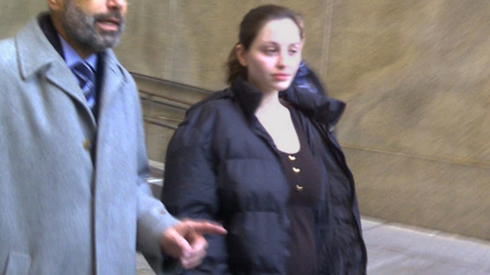 articles/2013/01/09/bomb-mom-morgan-gliedman-arraigned-in-manhattan-court/Morgan-Gliedman-tease_fe73r7