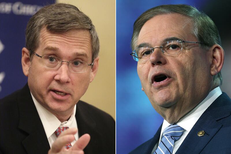 articles/2013/09/20/iran-nuclear-deal-credit-should-go-to-kirk-and-menendez-not-obama/130920-frum-sneators-iran-embed_rwer2g