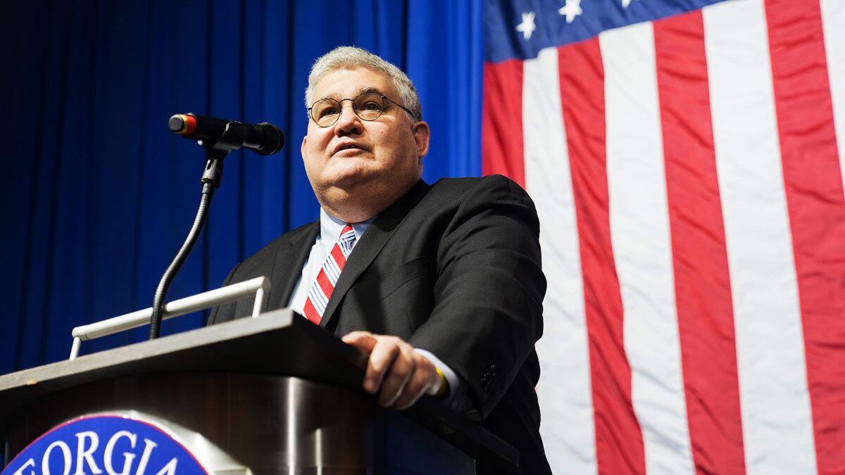 201103-woodall-perdue-tease_csvx5r