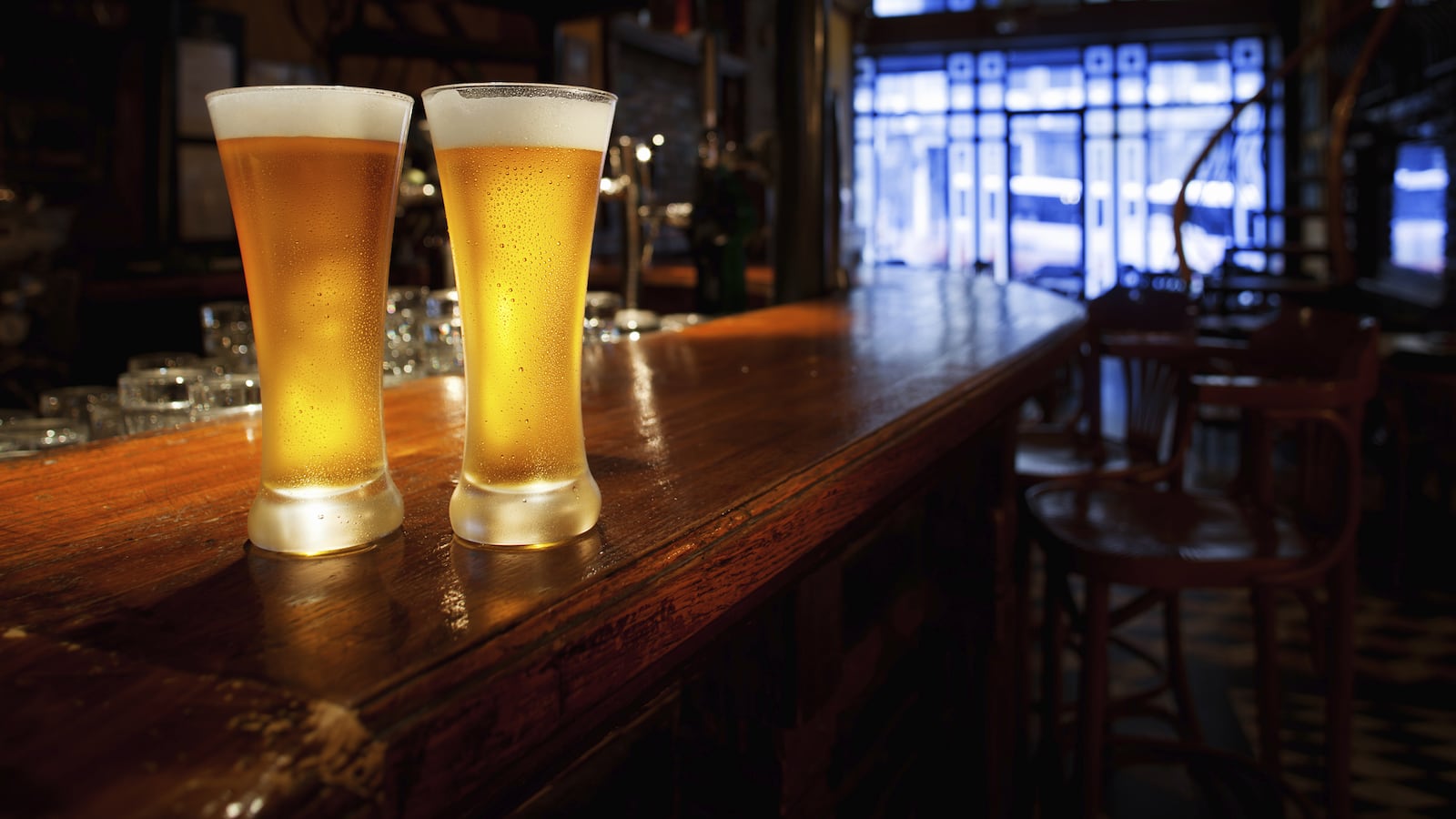 articles/2014/03/29/how-easy-going-amsterdam-did-in-obama-s-hard-charging-bodyguards/140328-amsterdam-tease_l6zouq