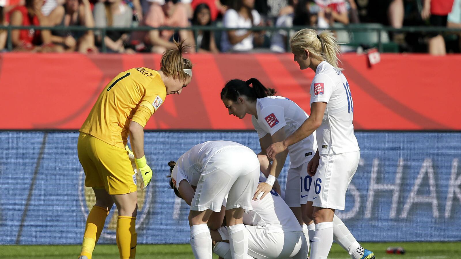 cheats/2015/07/01/england-scores-on-itself-loses-to-japan/150701-womens-world-cup-japan-england-cheat_nnsdou