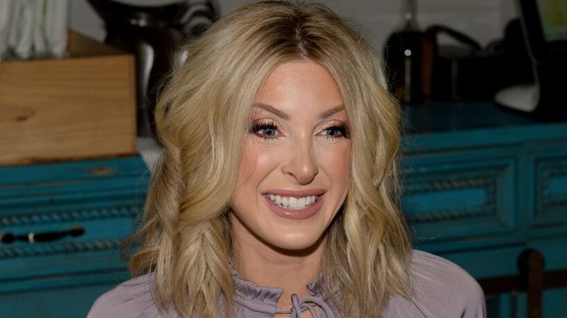 Lindsie Chrisley Explains Dropping 'Problematic' Family Name on Instagram