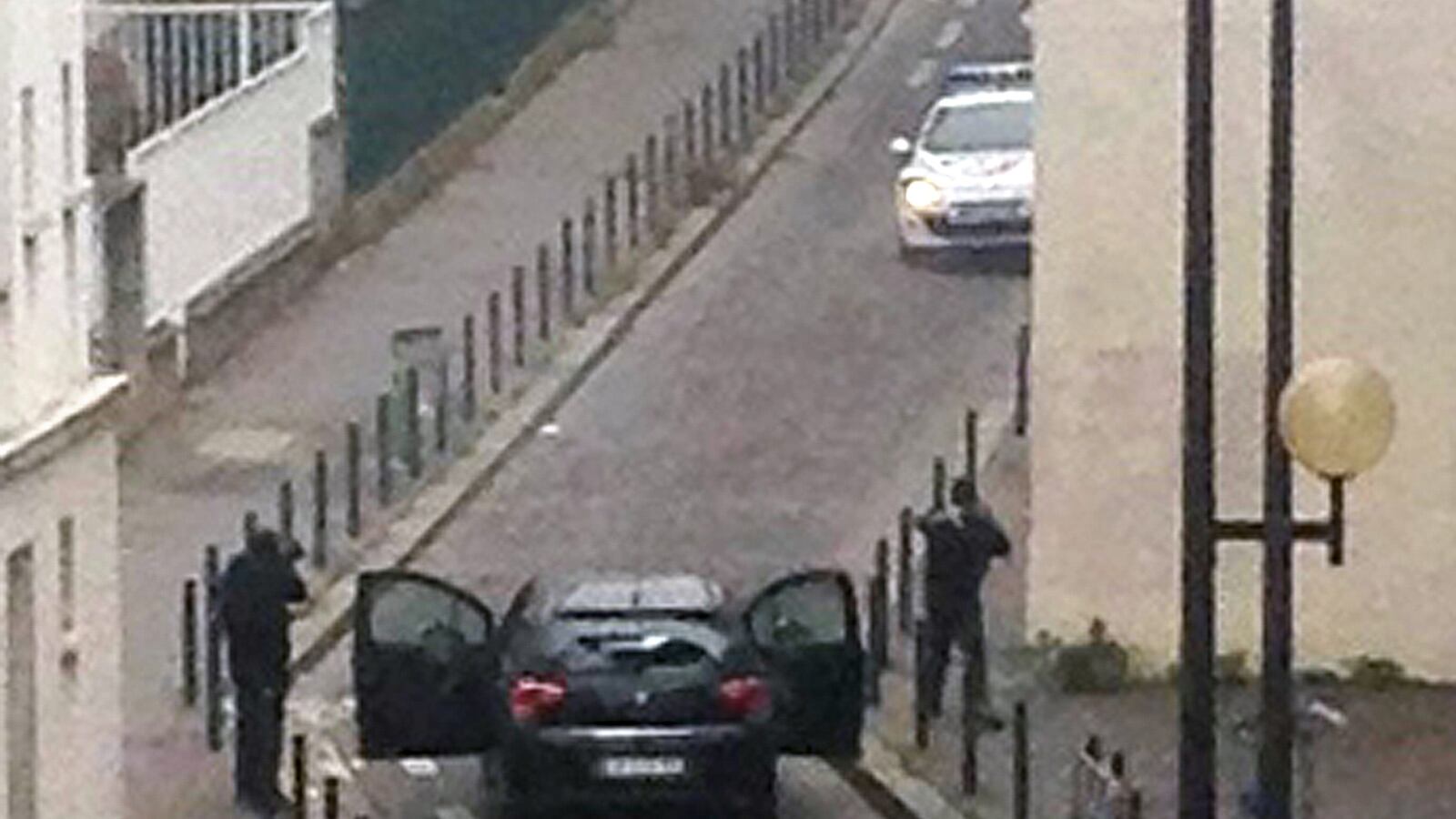 cheats/2015/01/07/report-paris-gunmen-french-nationals/150107-france-gunmen-tease_g4uann