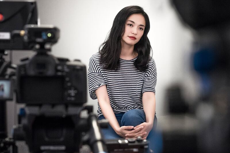 galleries/2015/09/23/backstage-pirelli-with-annie-leibovitz-photos/150923-pirelli-calendar4_utcuil