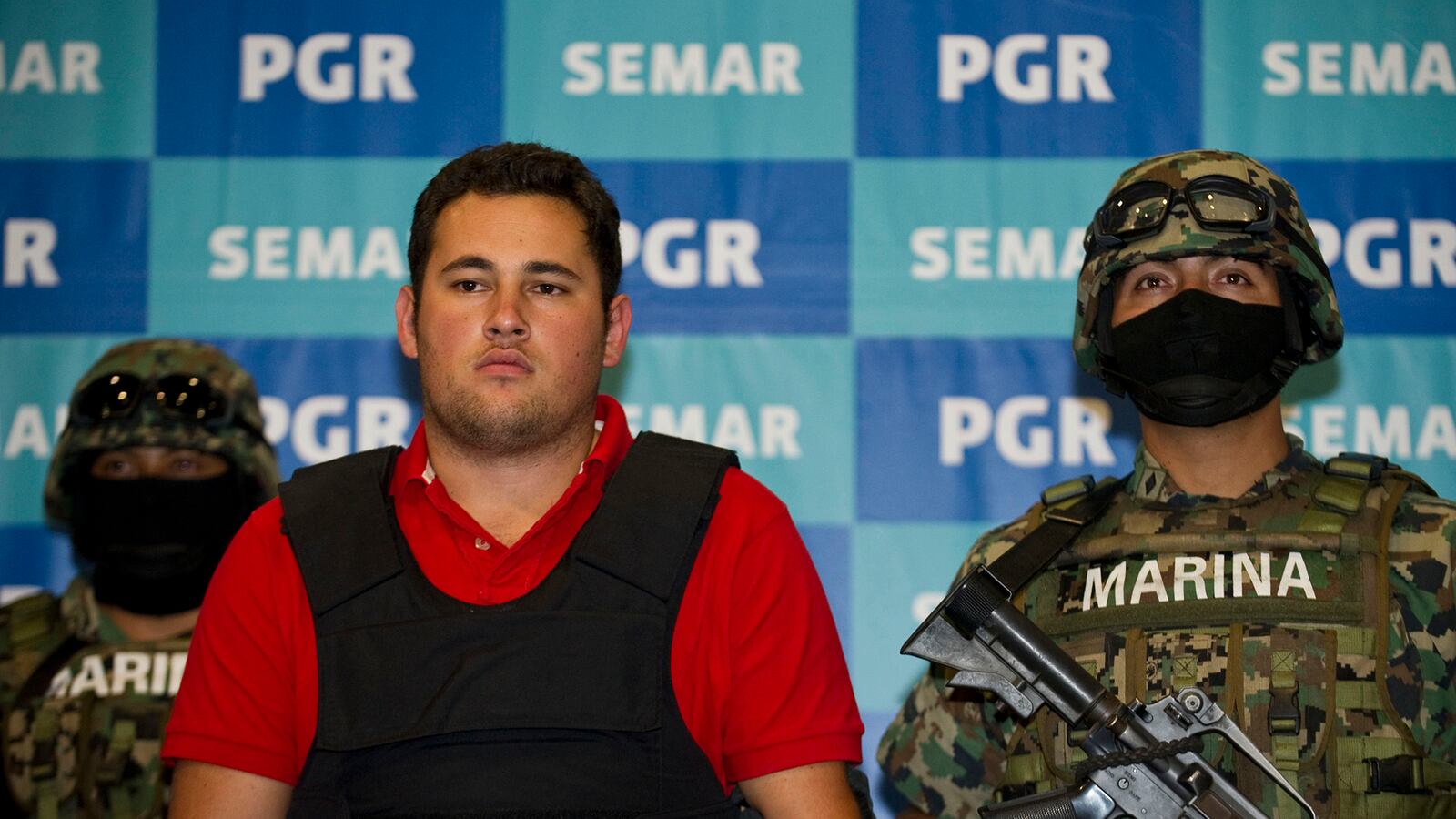 cheats/2012/06/22/mexican-kingpin-s-son-captured/drug-kingpin-son-capture-mexico-cheat_wsragj