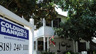 cheats/2013/02/15/obama-falling-flat-on-mortgage-fraud-fight/home-sales-gross-topbox_t6z1gj