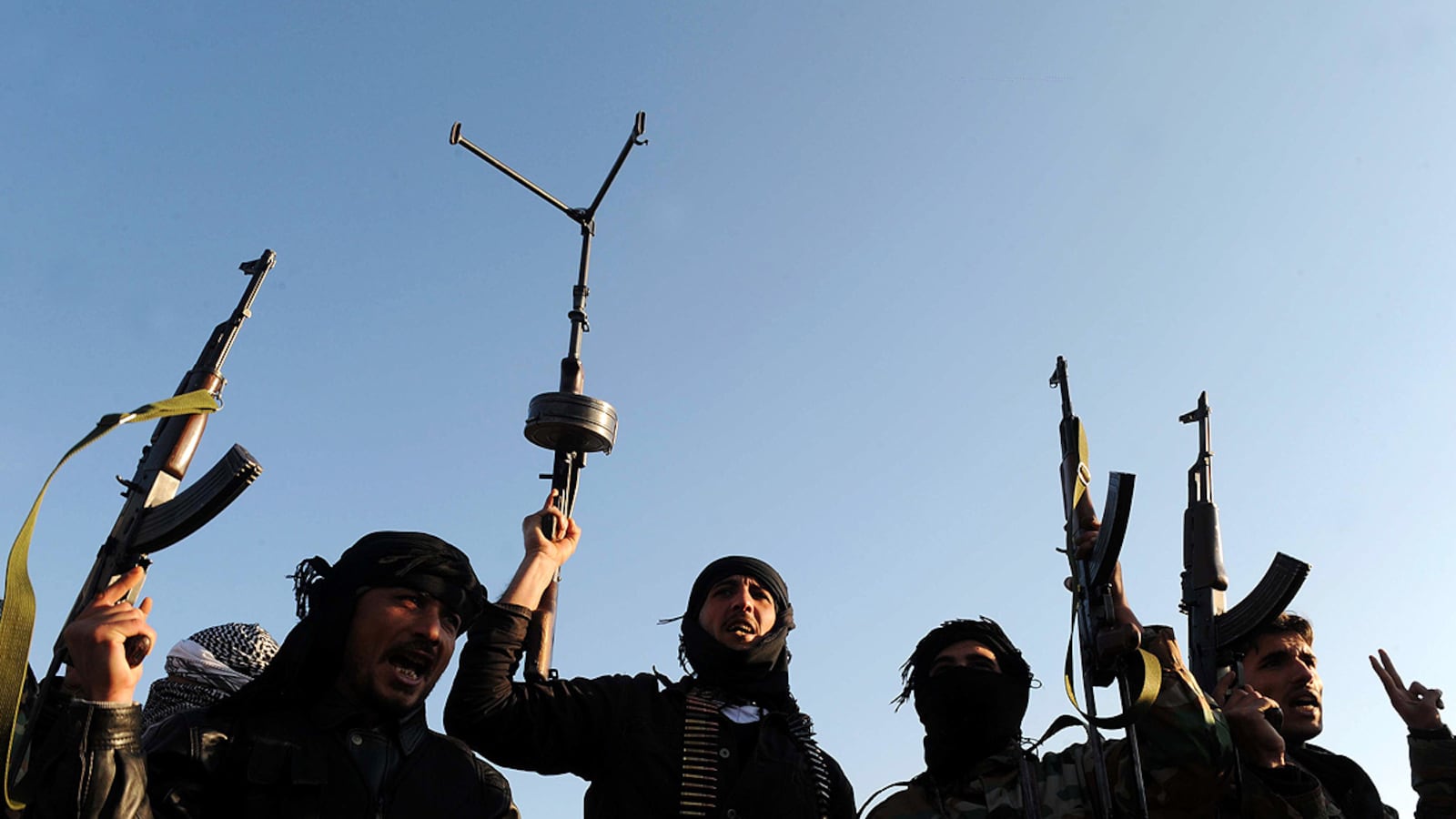 cheats/2012/02/20/senators-want-to-arm-syrian-rebels/syria-weapons-cheat_mxua7o