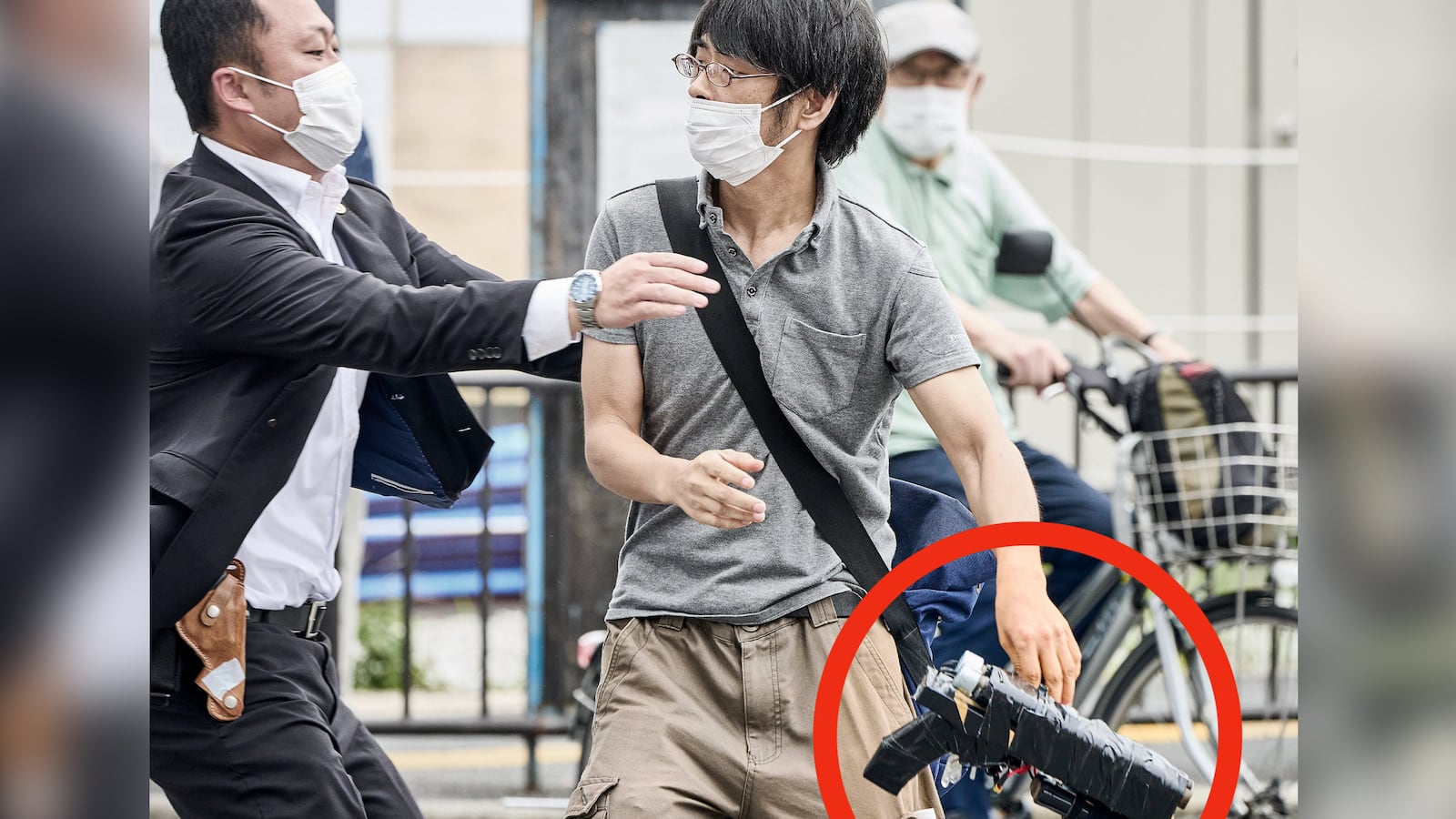 220708-shinzo-abe-assassination-hero1_zh68rq