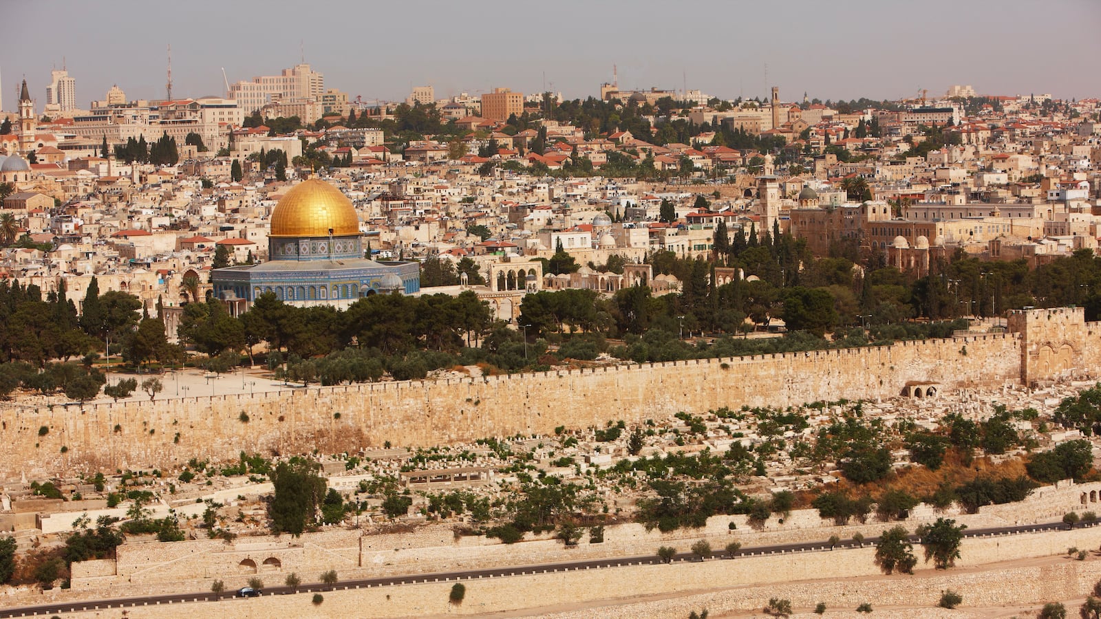 articles/2013/09/13/losing-jerusalem-sewage-treatment-facility-could-be-longer-term-win-for-palestinians/OZ_Jerusalem_qotz8f