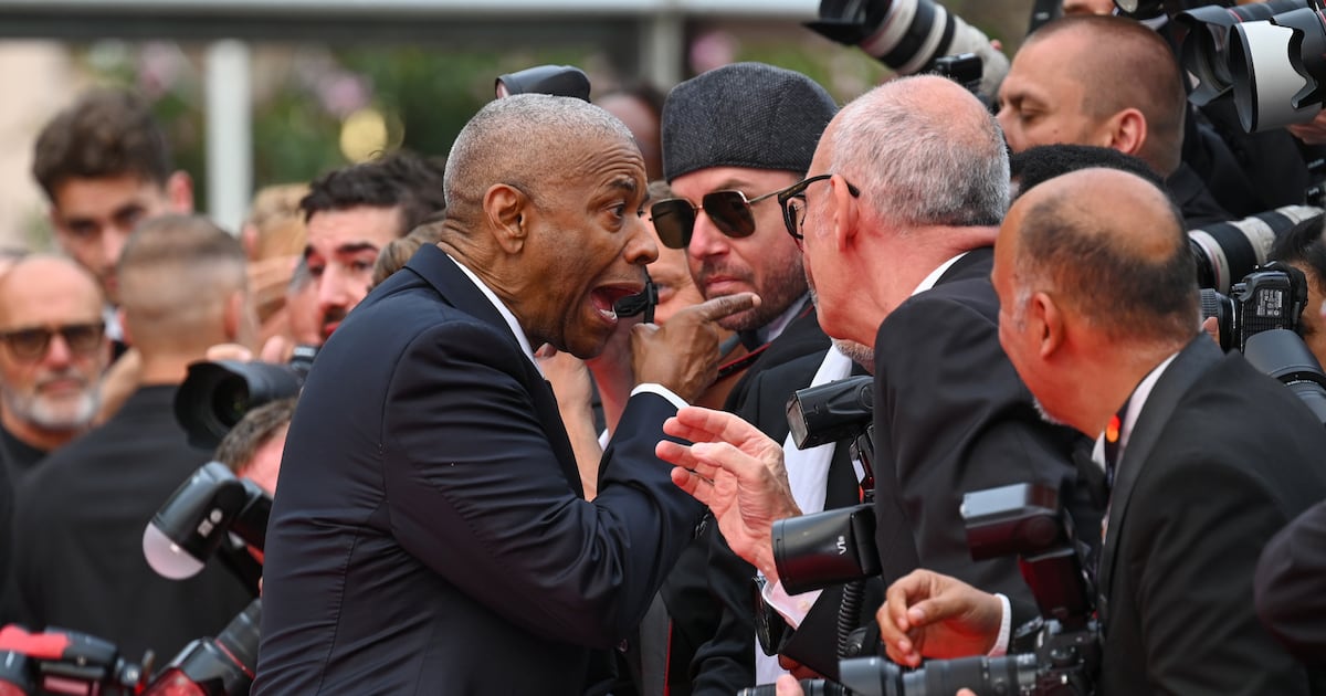 Denzel Washington Snaps at Pushy Photographer at Cannes