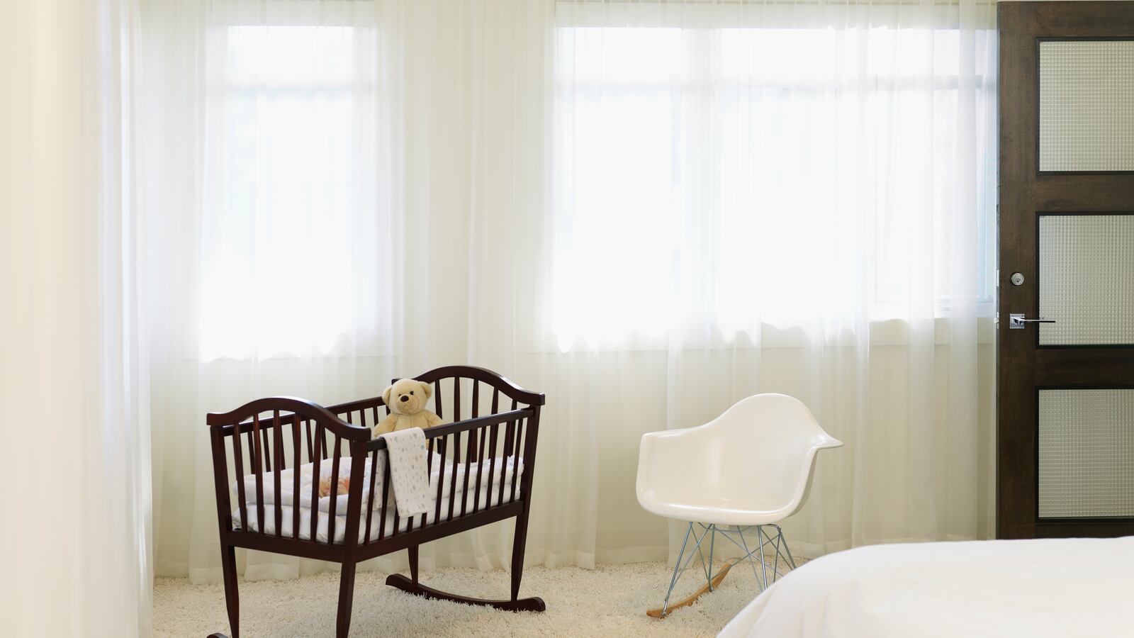 articles/2013/11/12/daily-beast-readers-react-to-youtube-stillborn-baby-memorials/131111-zadrozny-responses-tease_ht2b8n