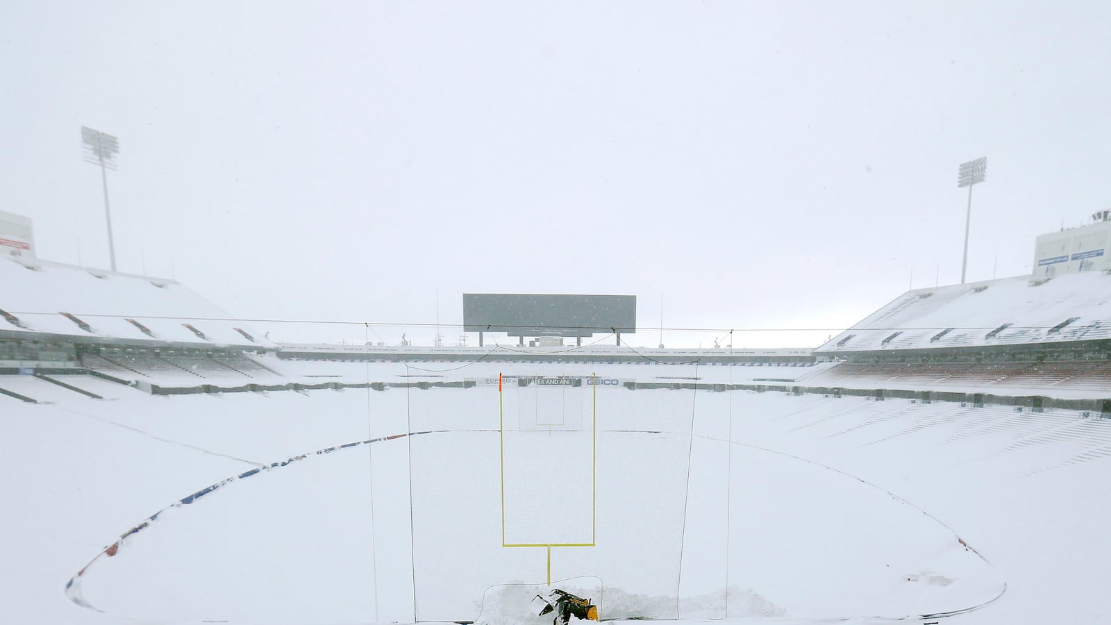 cheats/2014/11/21/buffalo-bills-take-refuge-in-detroit/141121-buffalo-stadium-cheat_sy7opl