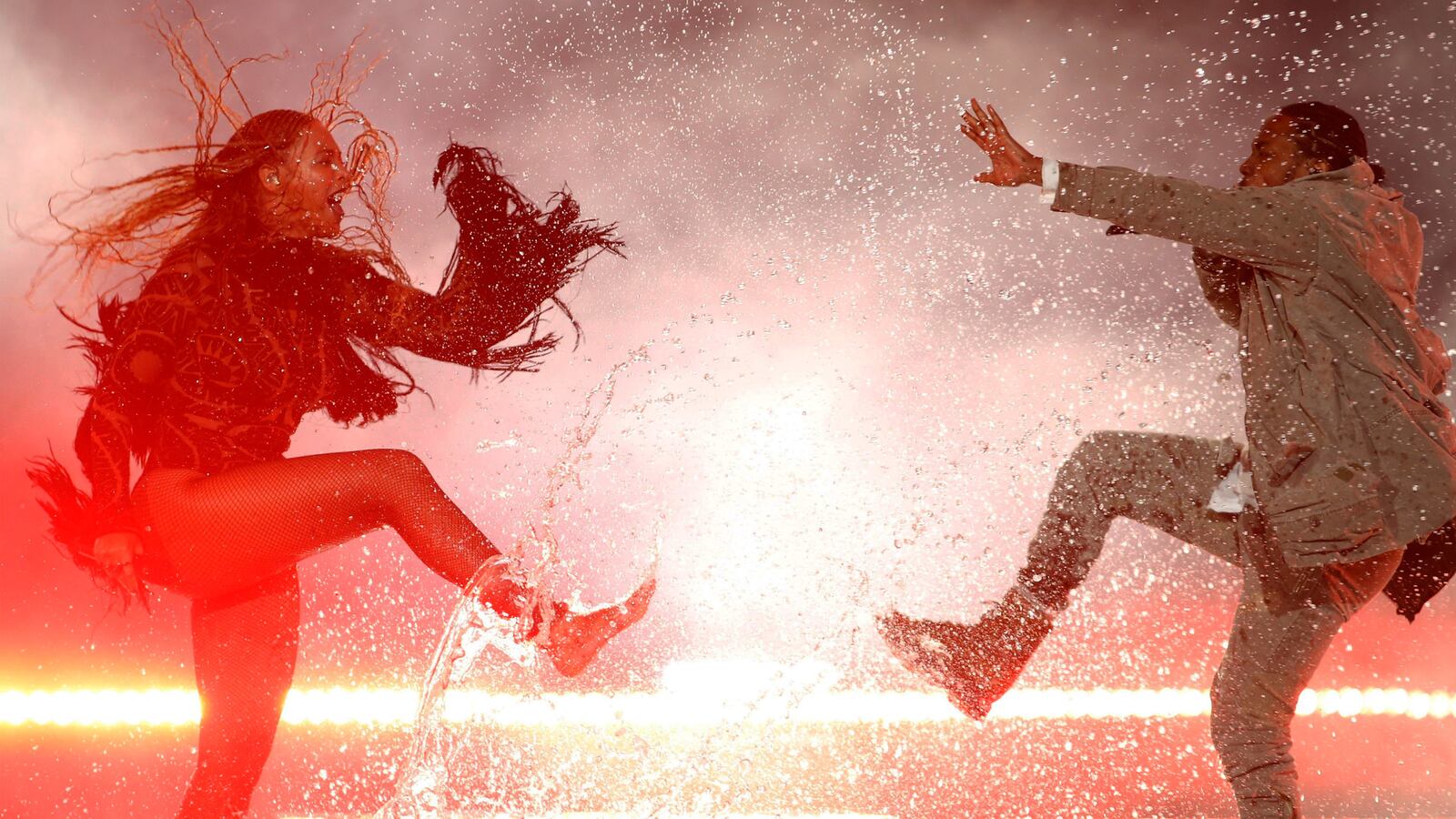 articles/2016/06/26/beyonce-and-kendrick-lamar-stun-bet-awards-with-freedom-a-fiery-black-lives-matter-anthem/160626-Beyonce-kendrick-tease_zj0cyn