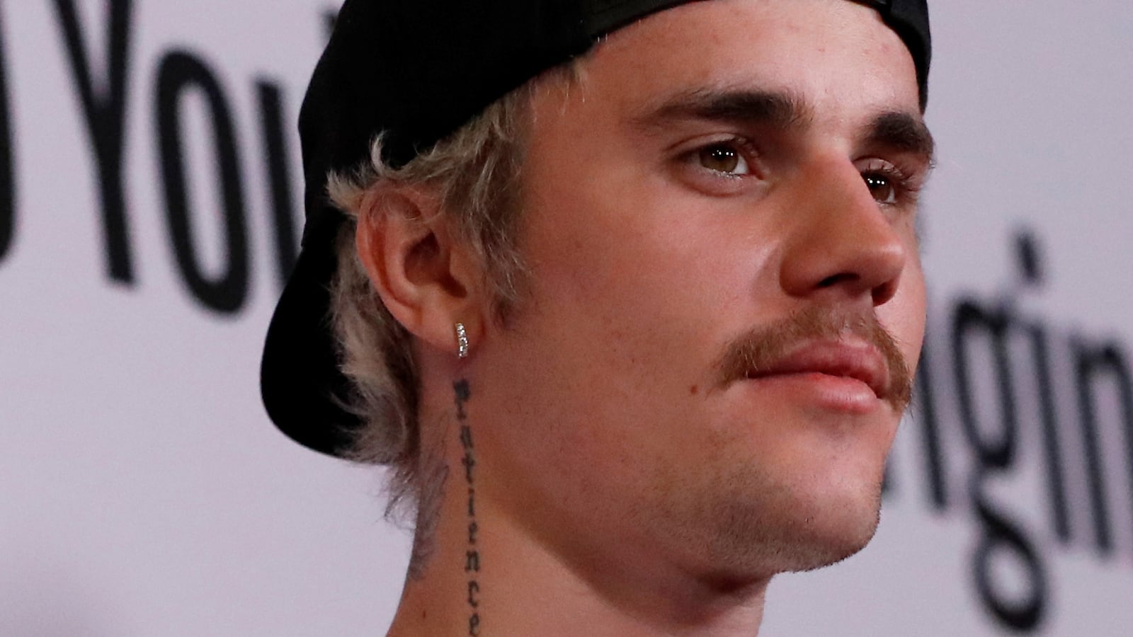 2020-01-28T053436Z_1125788899_RC2TOE9771ZO_RTRMADP_3_TELEVISION-BIEBER_gtda5e