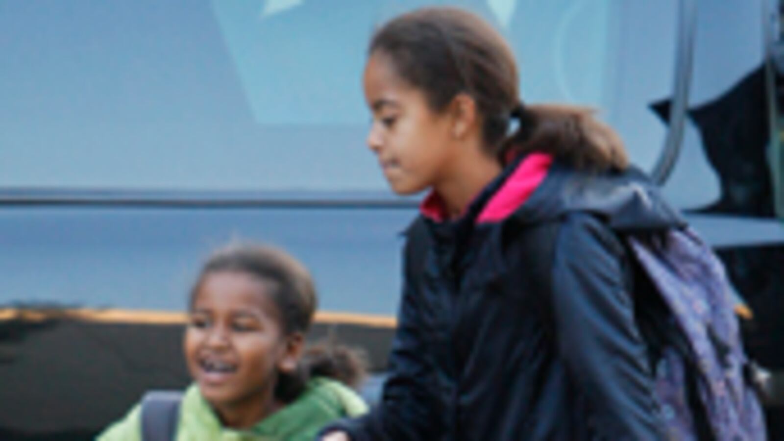 articles/2009/01/05/the-obama-girls-first-day-of-school/sidwell-letter---obama-girls_9450_fkyyxv