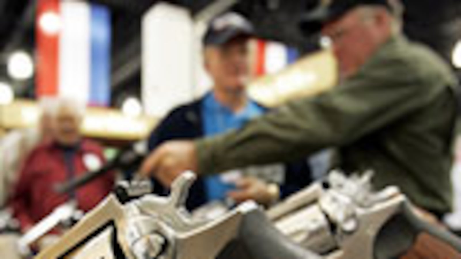 articles/2009/04/29/gun-show-nation/blumenthal-gun-shows_24286_etdvbv