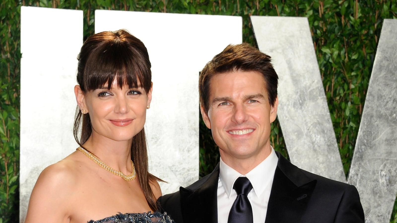 cheats/2012/05/16/tom-cruise-may-have-been-hacked/tom-cruise-phone-hacking-cheat_pvyvrw