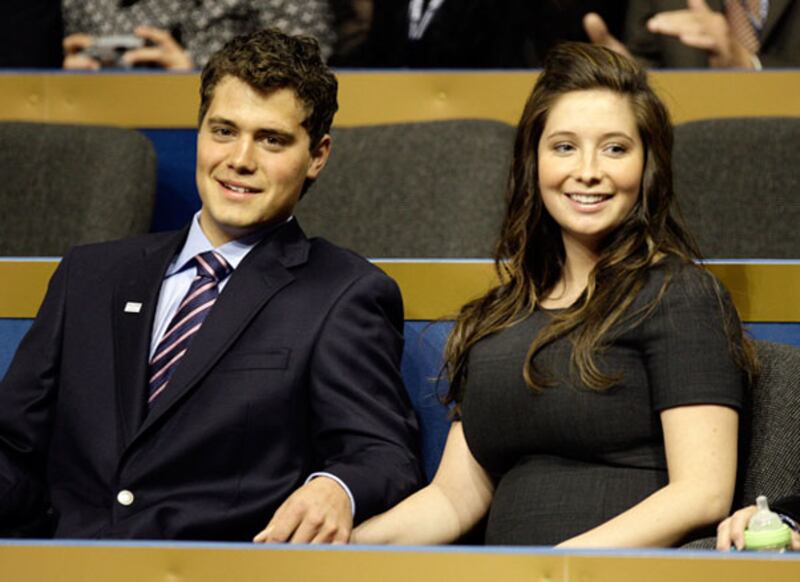 galleries/2010/07/14/doomed-couples/doomed-couples---palin_egahum