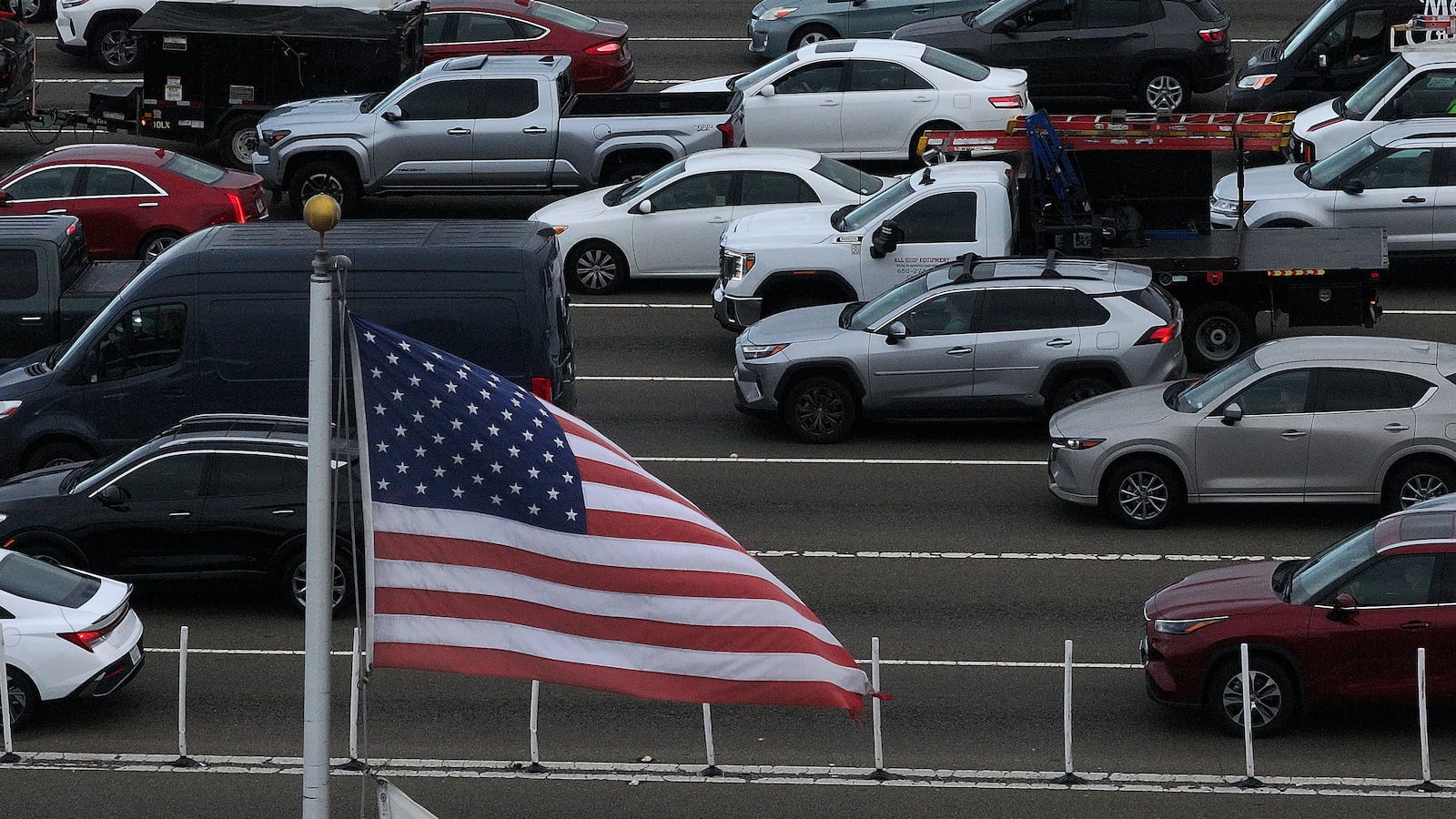 OAKLAND, CALIFORNIA - AUGUST 29: Cars travel on the San Francisco – Oakland Bay Bridge on August 29, 2025 in Oakland, California. Drivers are hitting the roads as the Labor Day holiday weekend begins. Millions of Americans are expected to travel by plane or car for the long weekend. (Photo by Justin Sullivan/Getty Images)