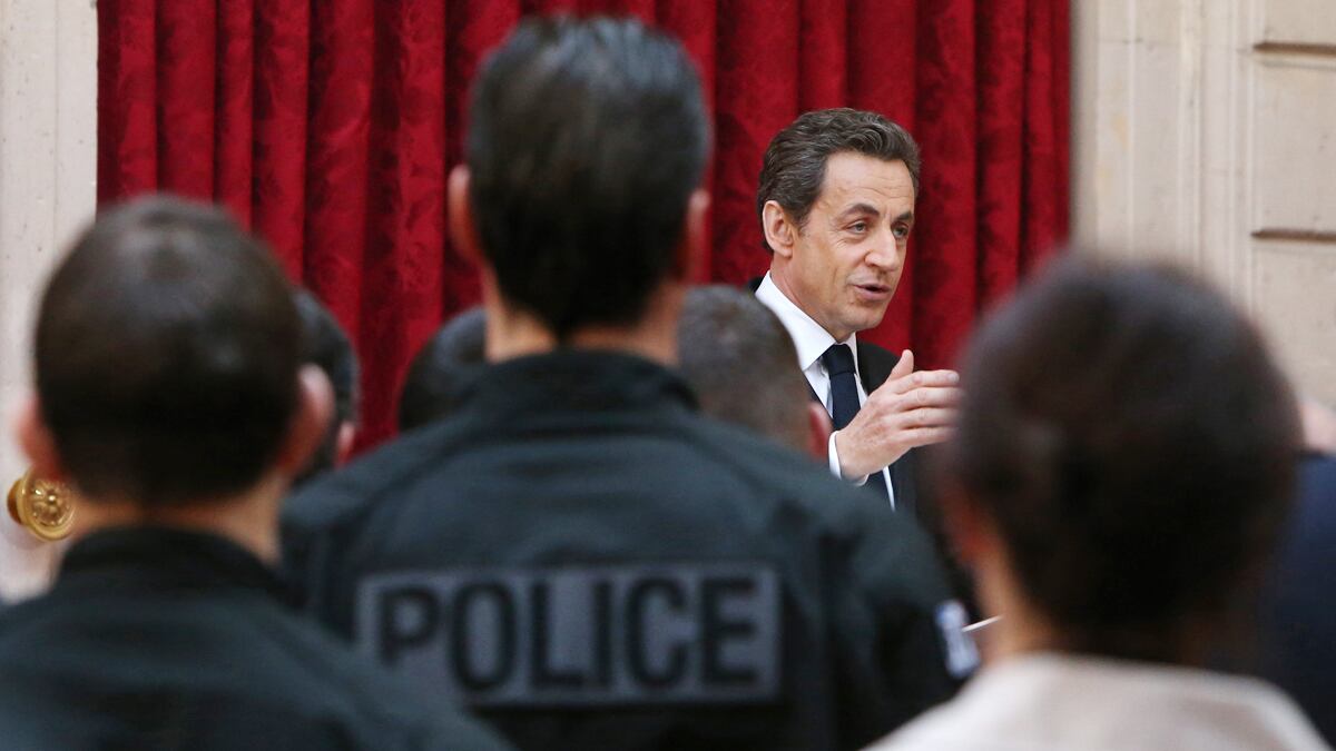 cheats/2012/04/07/serial-killer-spreads-fear-in-france/france-serial-killer-cheat_e0ce0d