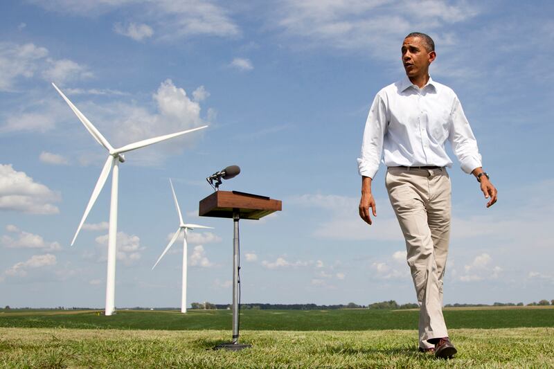 articles/2012/10/11/vampire-diaries-star-ian-somerhalder-on-america-s-energy-crisis/energy-crisis-election-somerhalder-tease2_rcamoh