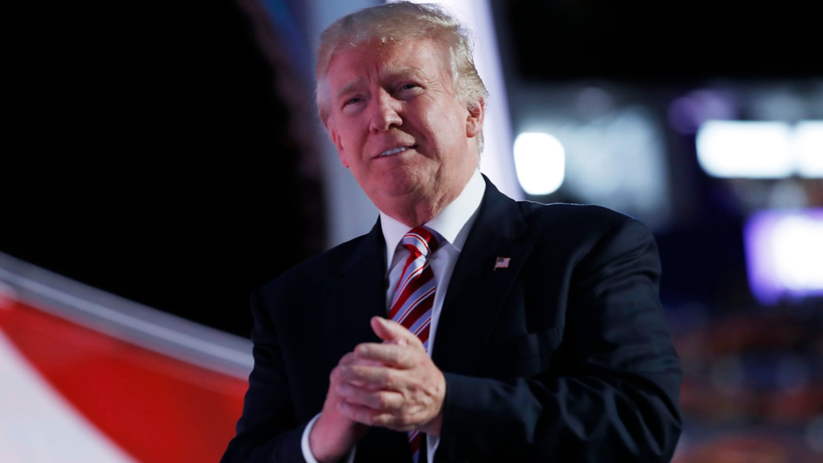 cheats/2016/07/28/trump-seeks-78-visas-for-foreign-workers/160721-donald-trump-cheat_apqhzy