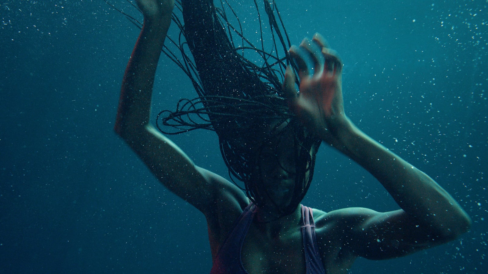 221122-schager-nanny-review-hero_mbxav5