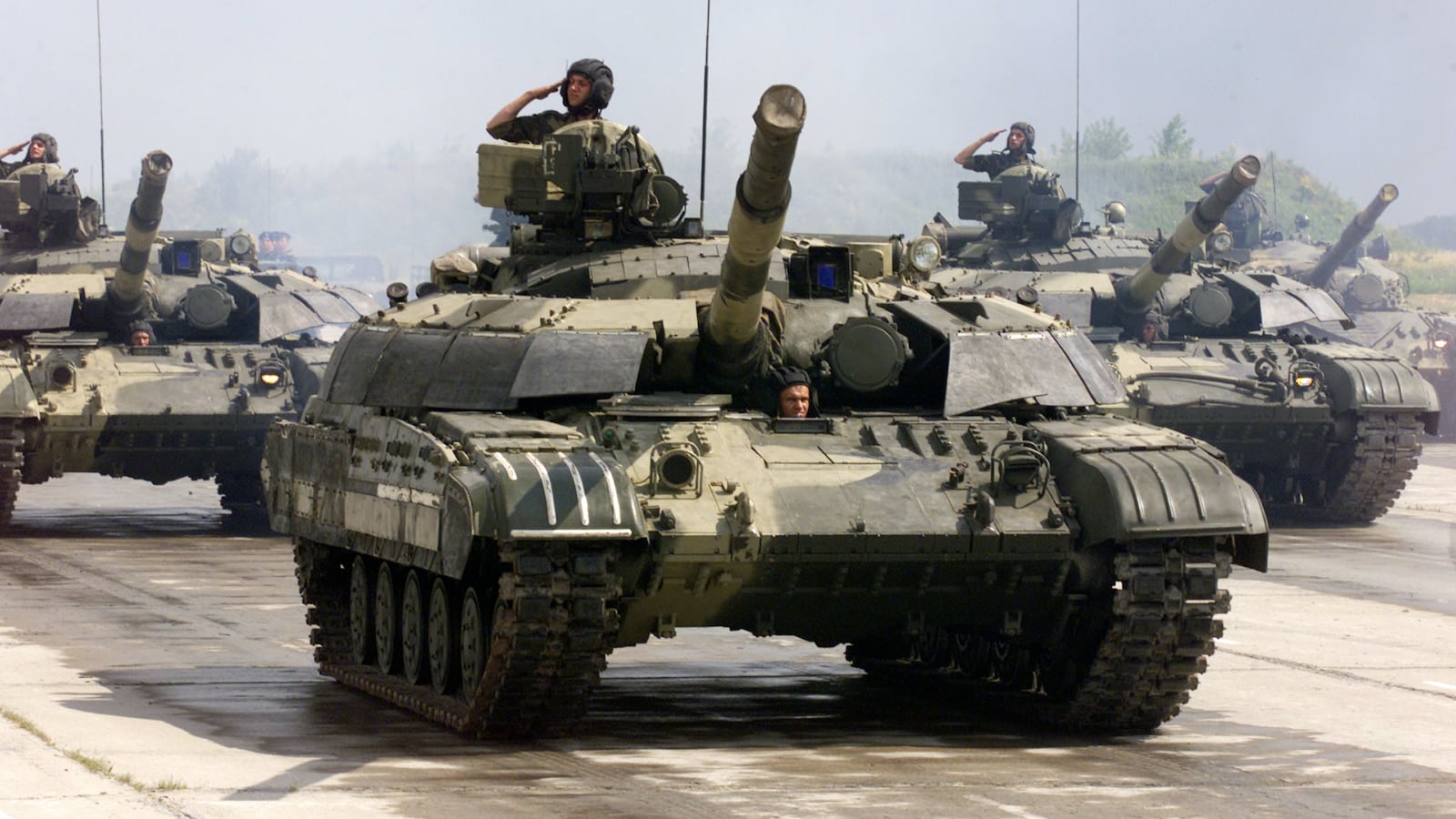 2001-07-10T000000Z_226303832_RP2DRINEBJAA_RTRMADP_3_UKRAINE_w3qhd9