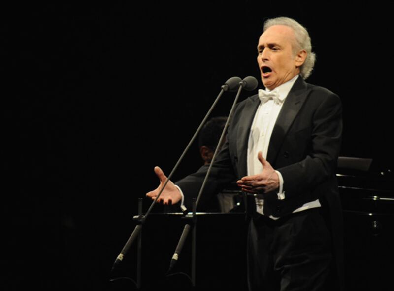 galleries/2009/11/28/la-mamounia-hotel-re-opens/morocco-mamounia-hotel---carreras_ib6opq