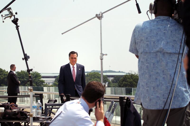 articles/2012/07/08/ignore-the-pundits-mitt-they-ll-ruin-your-presidential-campaign/health-care-romney-bounce-latimer_bhr0tb