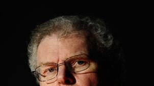 cheats/2011/05/06/sony-ceo-were-sorry/sony-ceo-howard-stringer_jt2zpq