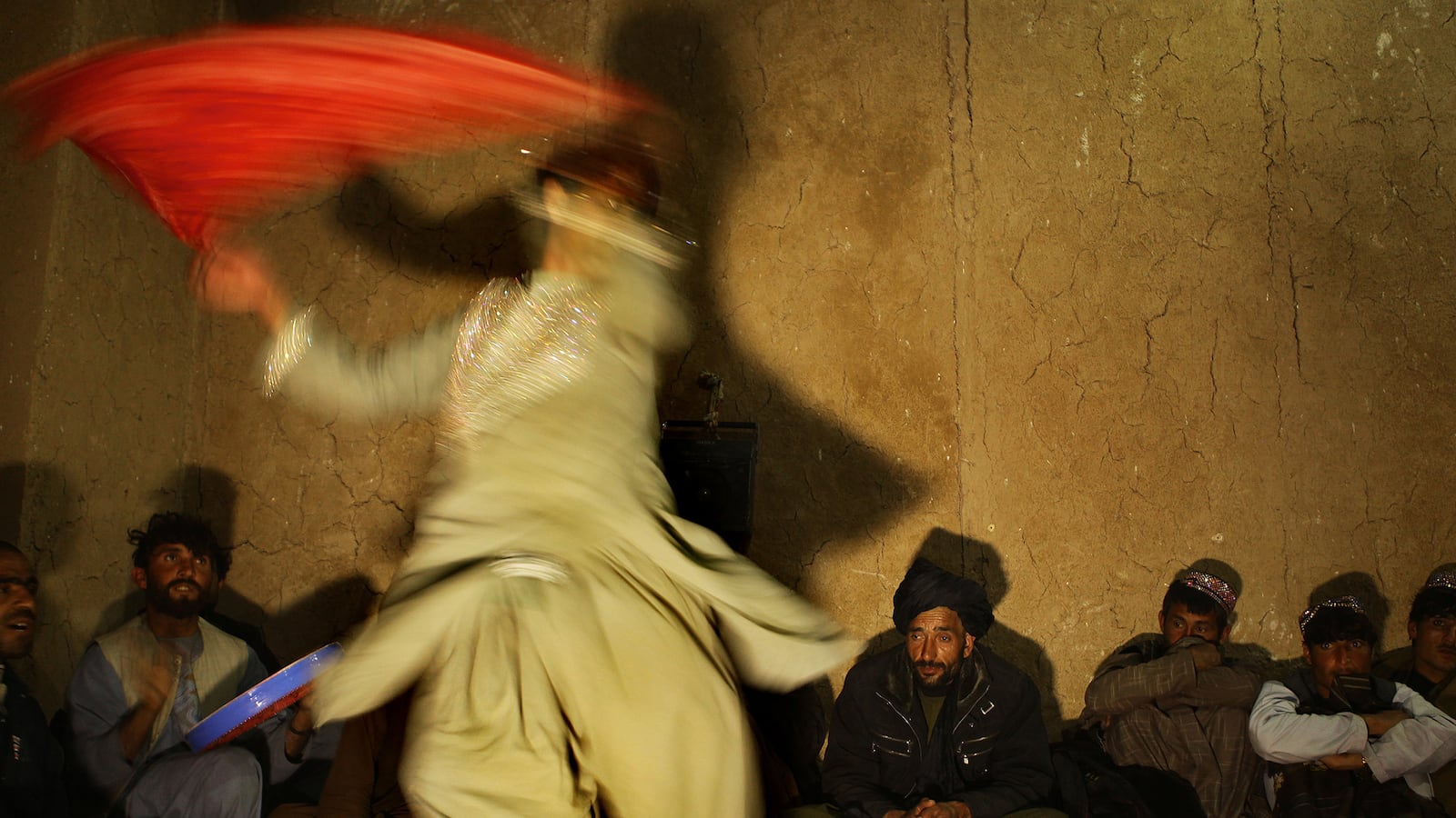 articles/2015/09/23/marines-taught-to-look-the-other-way-when-afghans-rape-children/150923-harris-afghanistan-rape-tease_qj7wxg