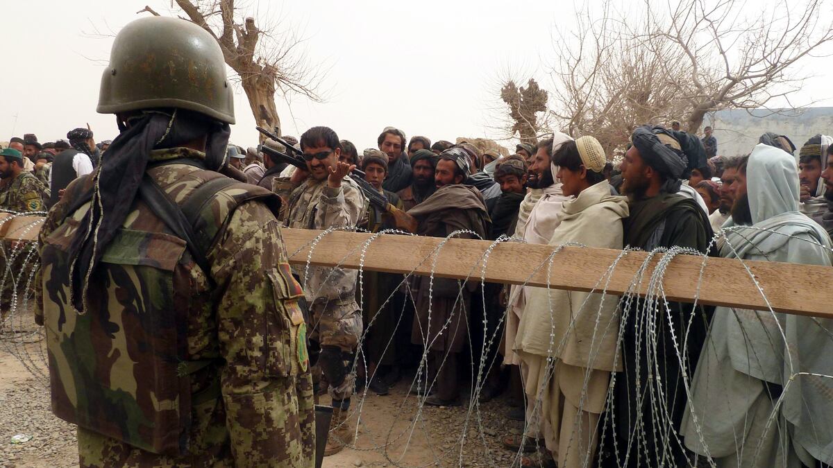 articles/2012/03/12/afghanistan-casualties-of-a-pre-dawn-killing-spree/afghanistan-shooting-crowds_qkdvlm