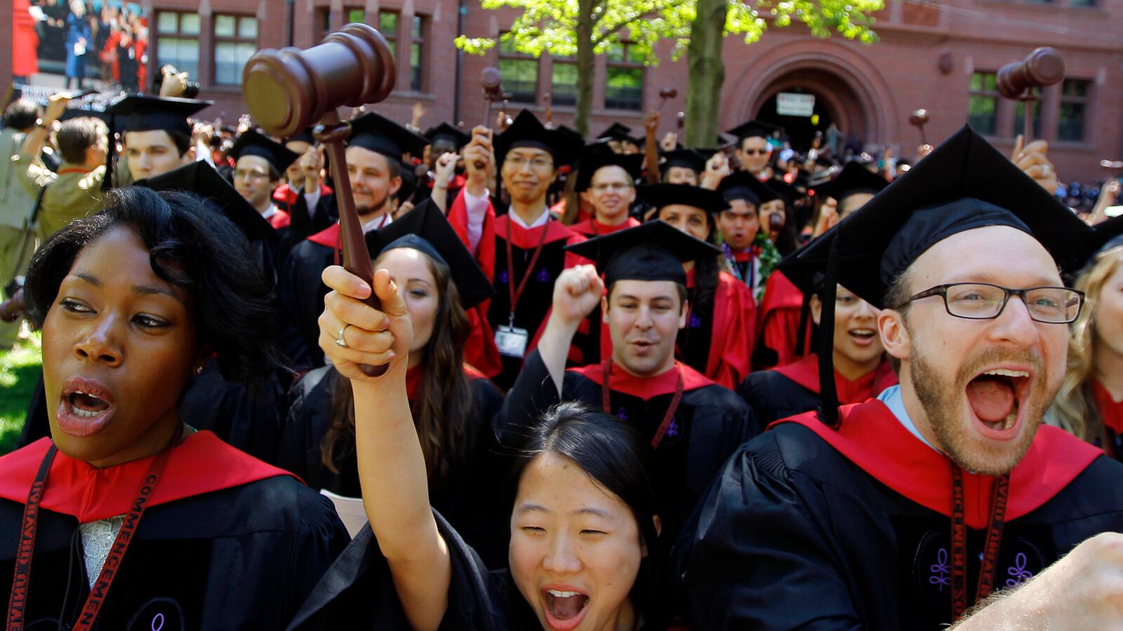 articles/2016/05/12/inside-harvard-s-single-sex-clubs-fight-to-survive/160511-crocker-harvard-students-tease_gf4wnb