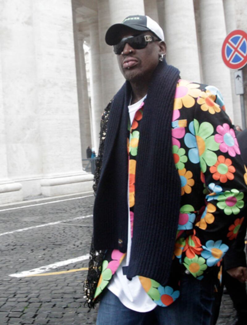 articles/2013/03/13/look-at-what-dennis-rodman-wore-to-the-vatican/130313-rodman-vatican-wilkinson-embed_qsvxlq
