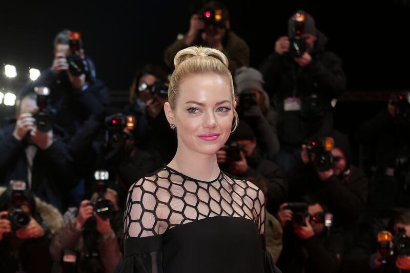 galleries/2013/04/10/blake-shelton-lady-gaga-conan-more-celebrity-officiants-photos/130409-celeb-ministers-06_pgbyhg