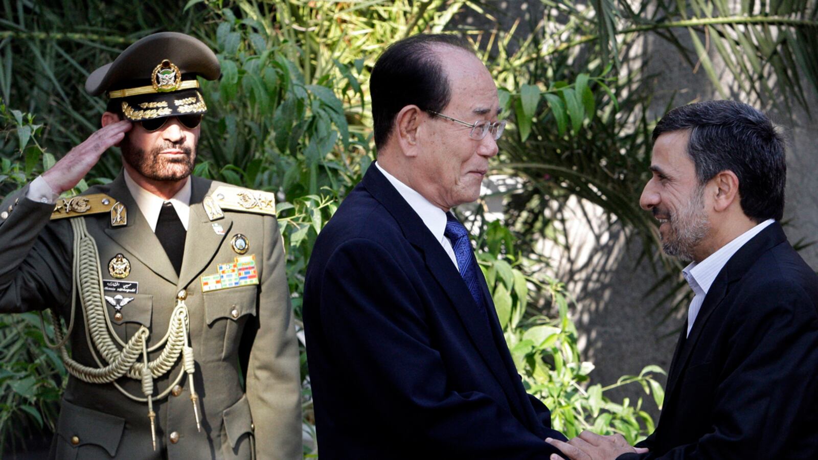 cheats/2012/09/01/iran-n-korea-sign-science-deal/north-korea-iran-alliance-cheat_lyjc76