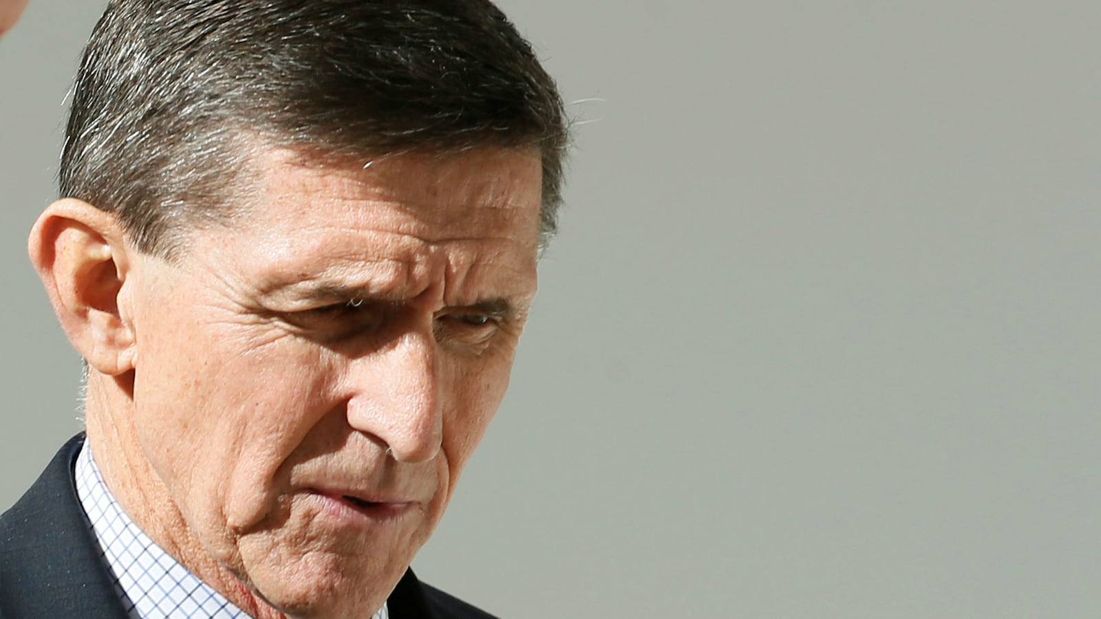 170825-flynn-cheat_oiibhv