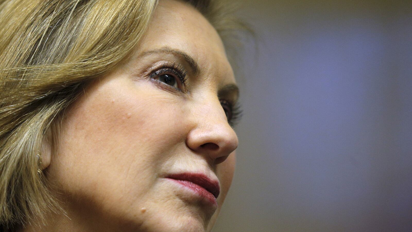 articles/2015/11/19/that-time-carly-fiorina-nearly-leaked-classified-cia-data/151118-nuzzi-fiorina3-tease_tpqauq