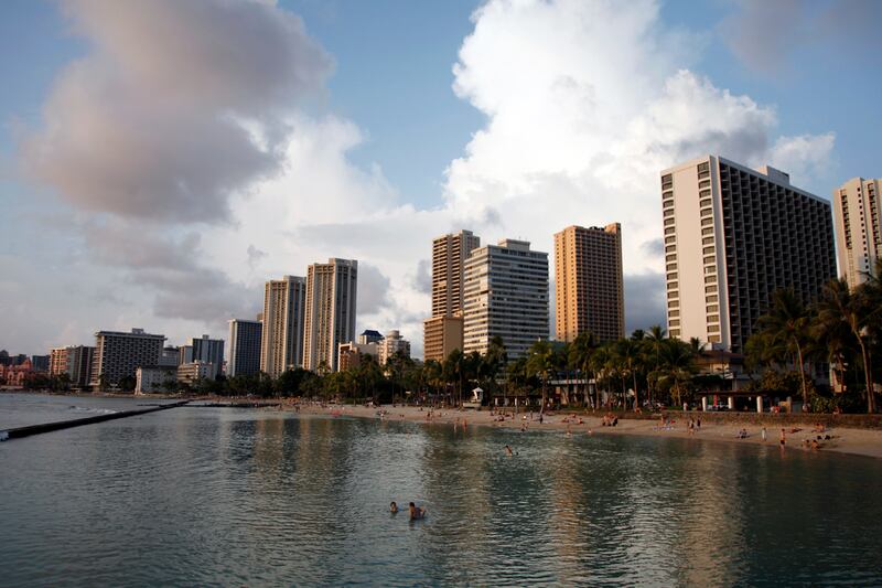 galleries/2011/07/31/most-popular-us-beaches-photos/honlulu-beach_b8dp0c