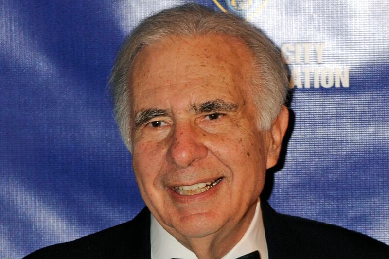 articles/2013/08/13/carl-icahn-takes-a-shine-to-apple/130813-Carl-Icahn-cheat_gzxdbf