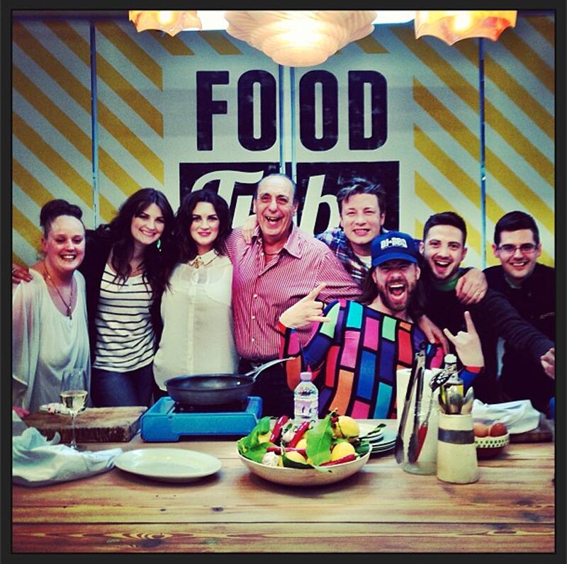 galleries/2013/04/27/ryan-lochte-alicia-keys-more-celebrity-twitter-pictures-photos/celeb-twitpic-oliver_tr3s9f