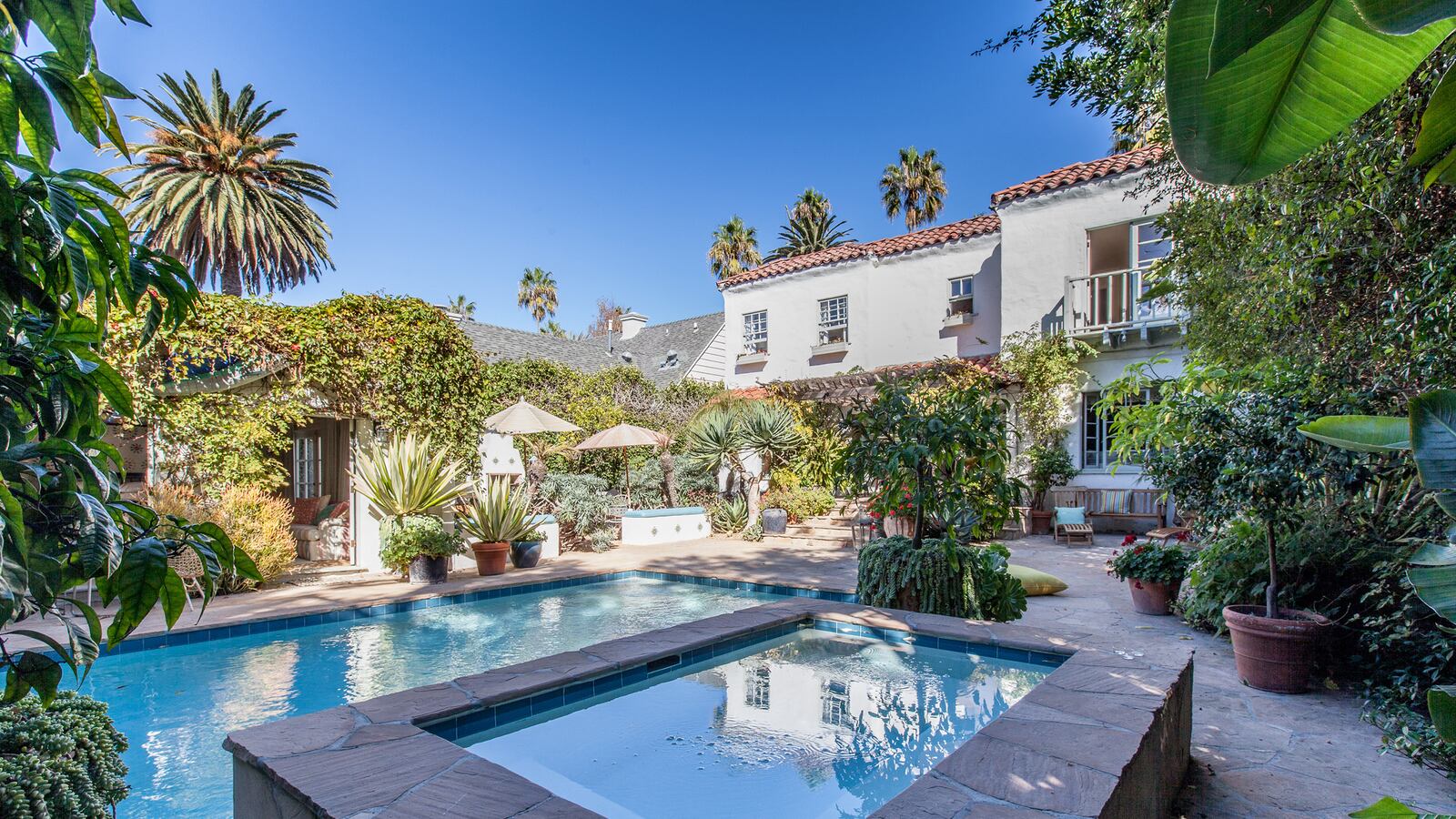 galleries/2014/03/21/omg-i-want-this-house-santa-monica-photos/140321-omg-house-santamonica09_bczai0